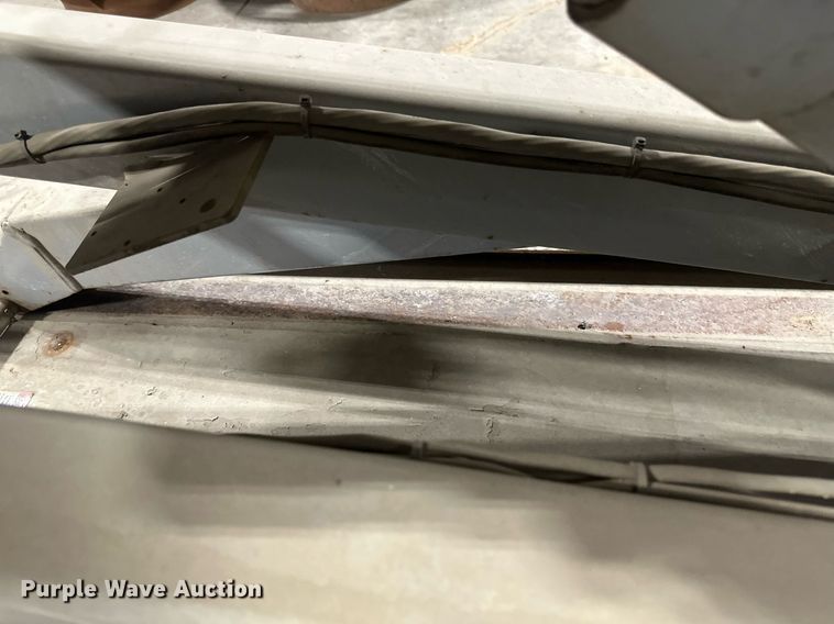 image for item DV0663 2005 SkyJack SJ3220 scissor lift