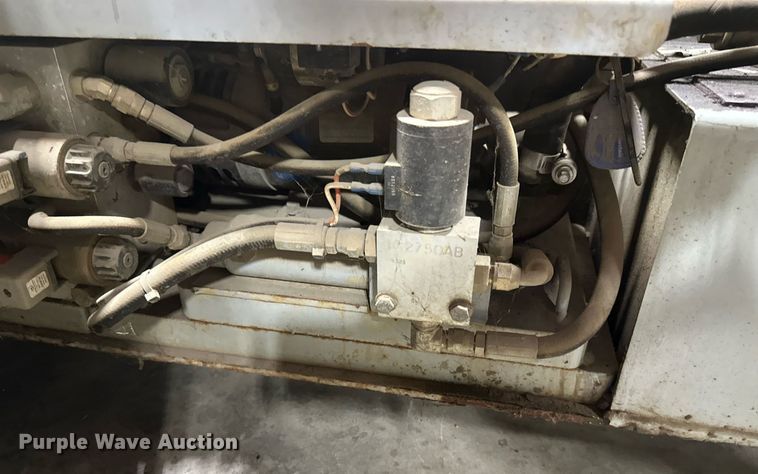 image for item DV0663 2005 SkyJack SJ3220 scissor lift