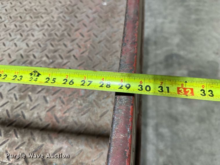 image for item DV0663 2005 SkyJack SJ3220 scissor lift