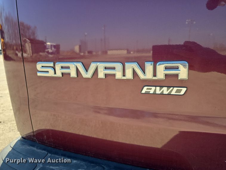 image for item DW3096 2003 GMC Savana van