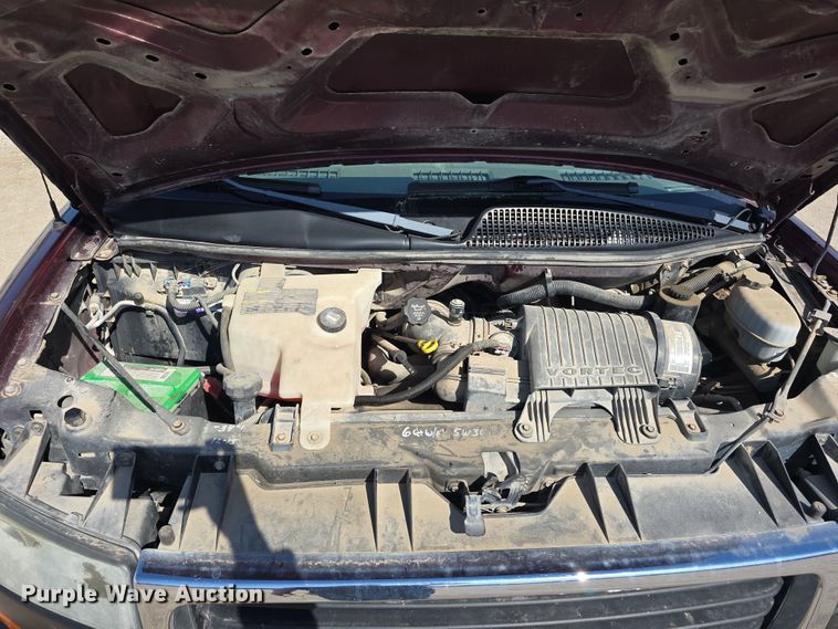 image for item DW3096 2003 GMC Savana van