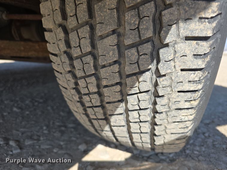 image for item DW3096 2003 GMC Savana van