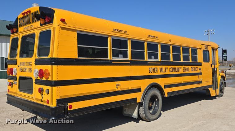 image for item DW3099 2007 Thomas FS65 school bus