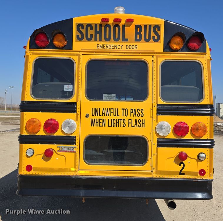 image for item DW3099 2007 Thomas FS65 school bus