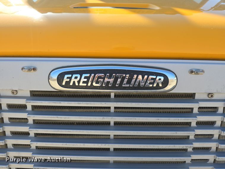 image for item DW3099 2007 Thomas FS65 school bus