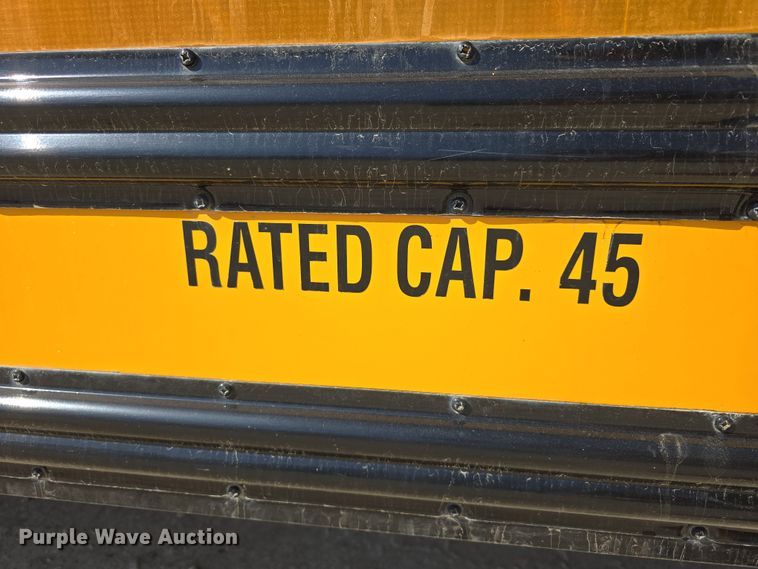 image for item DW3099 2007 Thomas FS65 school bus