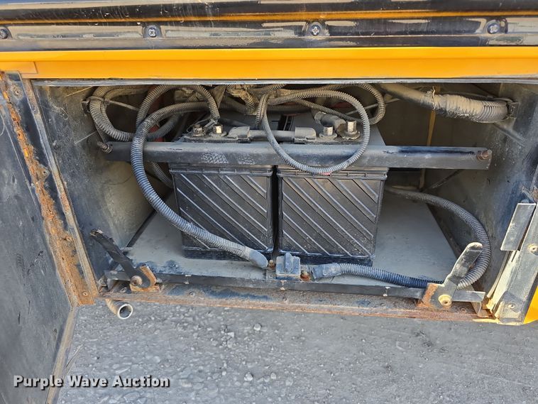 image for item DW3099 2007 Thomas FS65 school bus