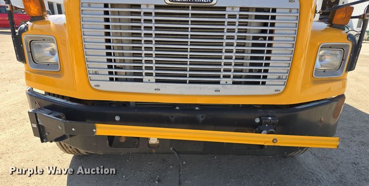 image for item DW3099 2007 Thomas FS65 school bus