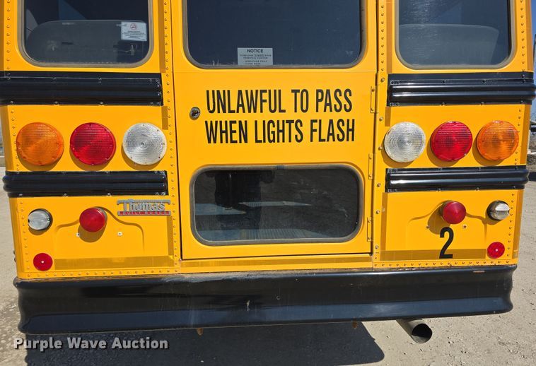 image for item DW3099 2007 Thomas FS65 school bus