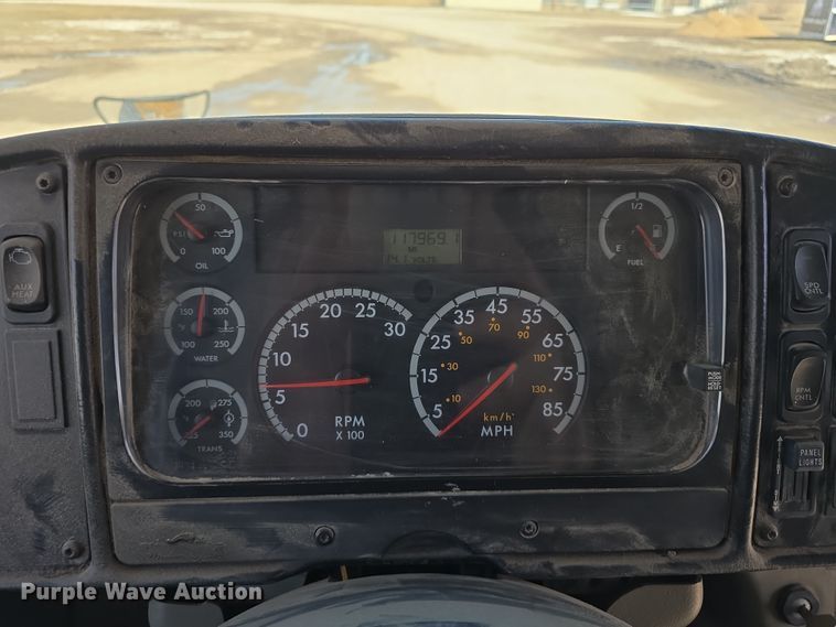 image for item DW3099 2007 Thomas FS65 school bus