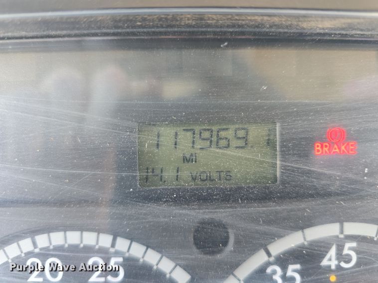 image for item DW3099 2007 Thomas FS65 school bus