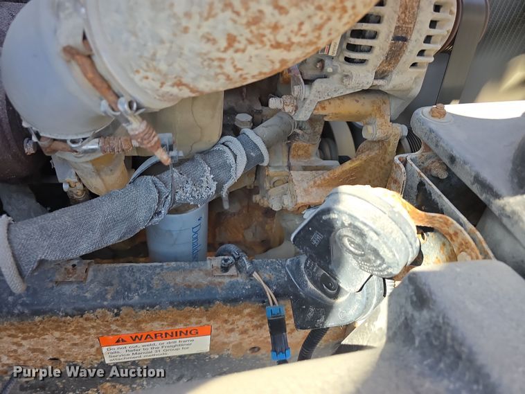 image for item DW3099 2007 Thomas FS65 school bus