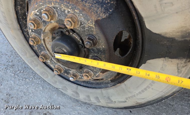 image for item DW3099 2007 Thomas FS65 school bus