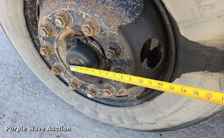 image for item DW3099 2007 Thomas FS65 school bus