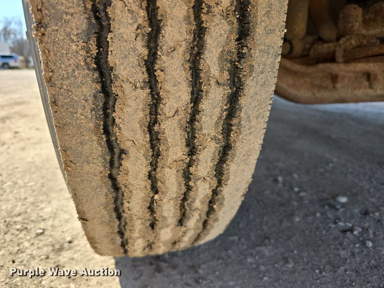 image for item DW3099 2007 Thomas FS65 school bus