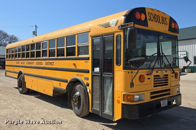 image for item DW3100 2005 IC Corporation PB20500 school bus