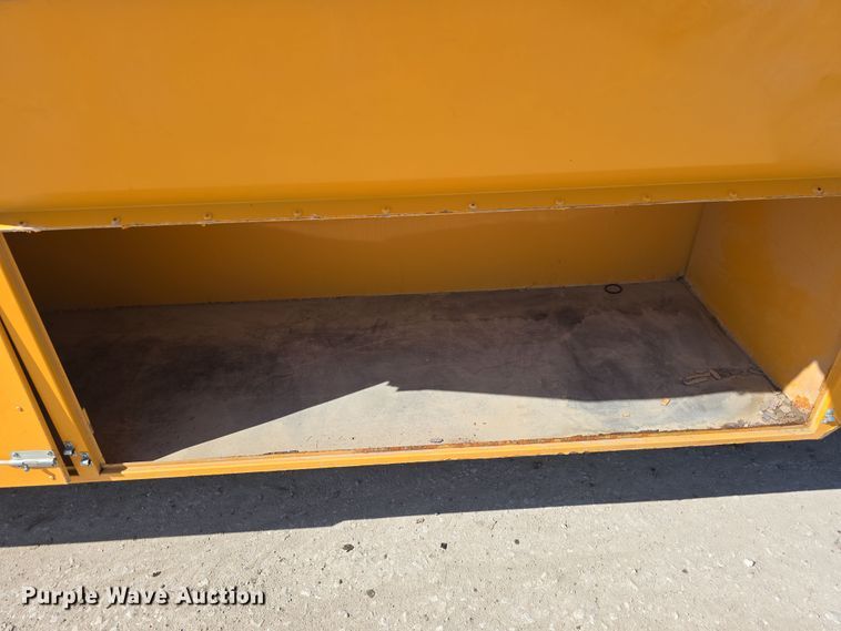 image for item DW3100 2005 IC Corporation PB20500 school bus