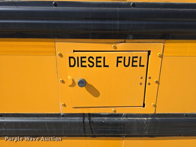 image for item DW3100 2005 IC Corporation PB20500 school bus