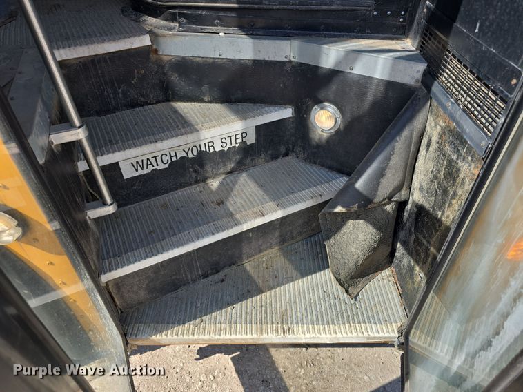 image for item DW3100 2005 IC Corporation PB20500 school bus