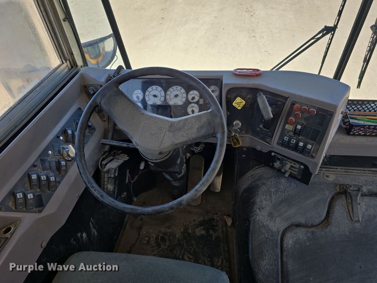 image for item DW3100 2005 IC Corporation PB20500 school bus