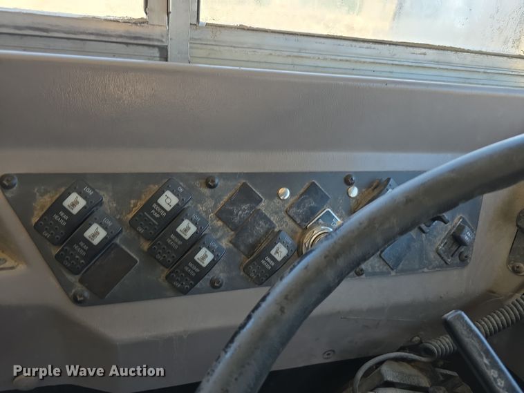 image for item DW3100 2005 IC Corporation PB20500 school bus