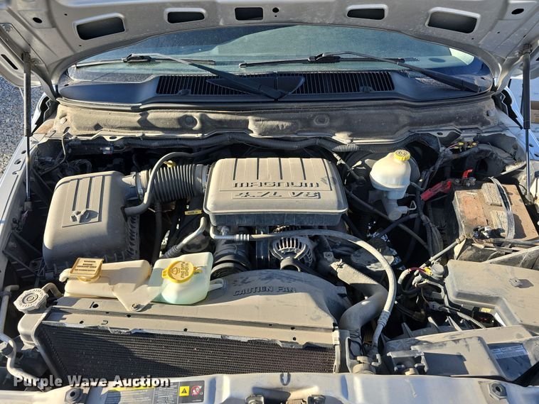 image for item DW3197 2005 Dodge Ram 1500 Quad Cab pickup truck