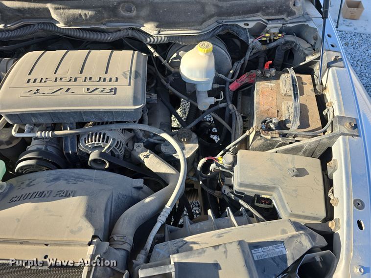 image for item DW3197 2005 Dodge Ram 1500 Quad Cab pickup truck