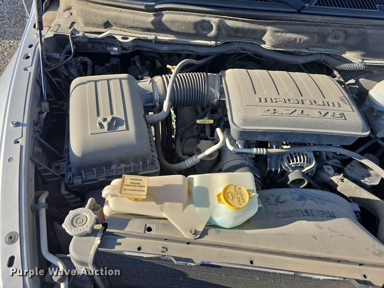 image for item DW3197 2005 Dodge Ram 1500 Quad Cab pickup truck