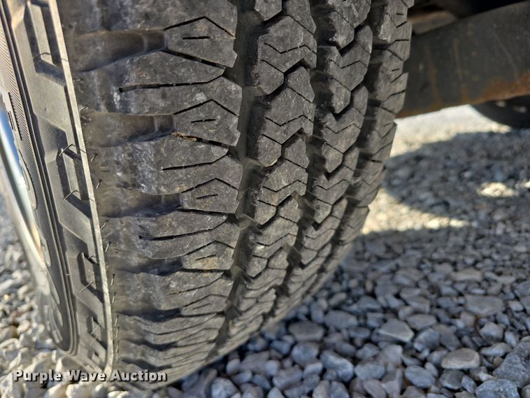 image for item DW3197 2005 Dodge Ram 1500 Quad Cab pickup truck