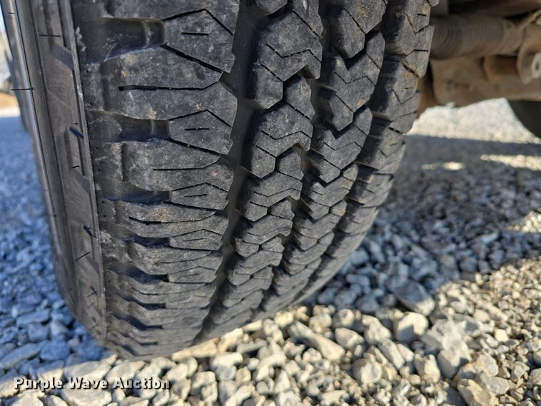 image for item DW3197 2005 Dodge Ram 1500 Quad Cab pickup truck