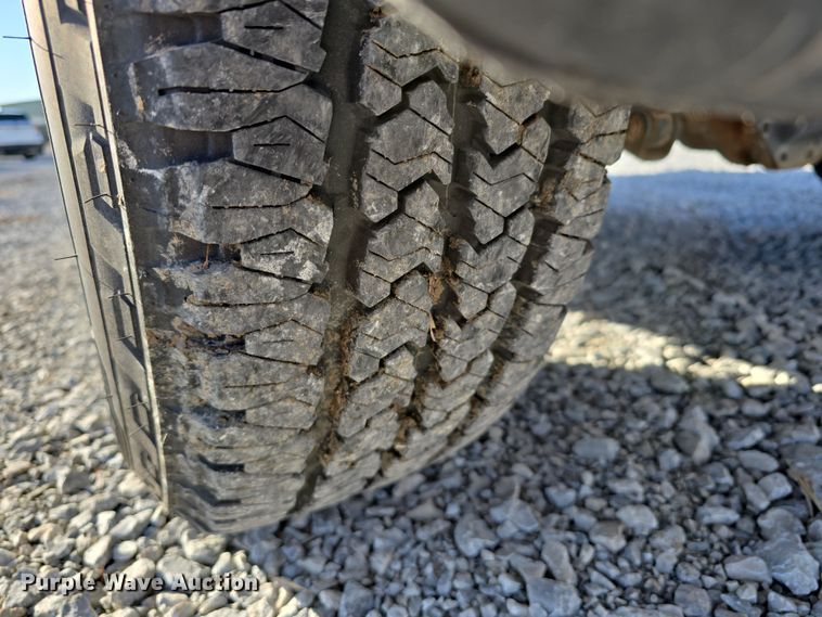 image for item DW3197 2005 Dodge Ram 1500 Quad Cab pickup truck