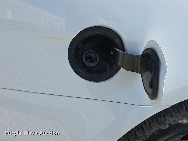 image for item DW3198 2017 Ford Taurus Police Interceptor 