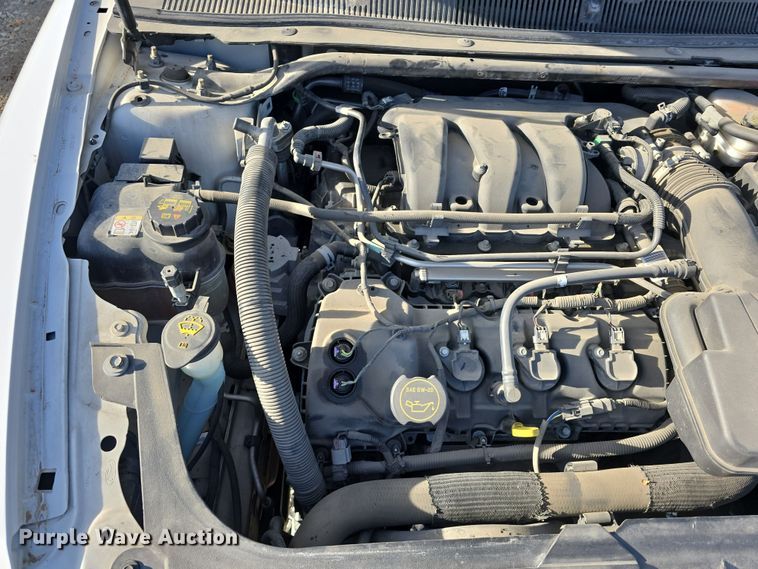 image for item DW3198 2017 Ford Taurus Police Interceptor 