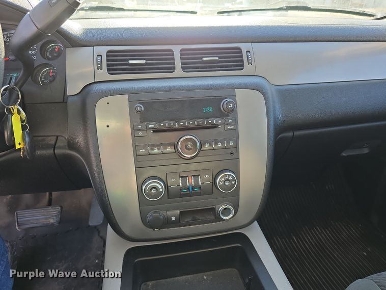 image for item DW3199 2008 Chevrolet Tahoe Police SUV