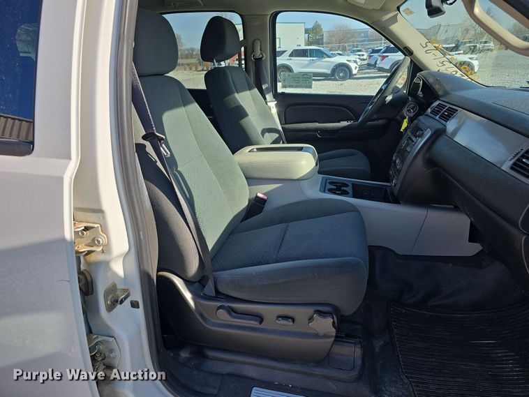 image for item DW3199 2008 Chevrolet Tahoe Police SUV