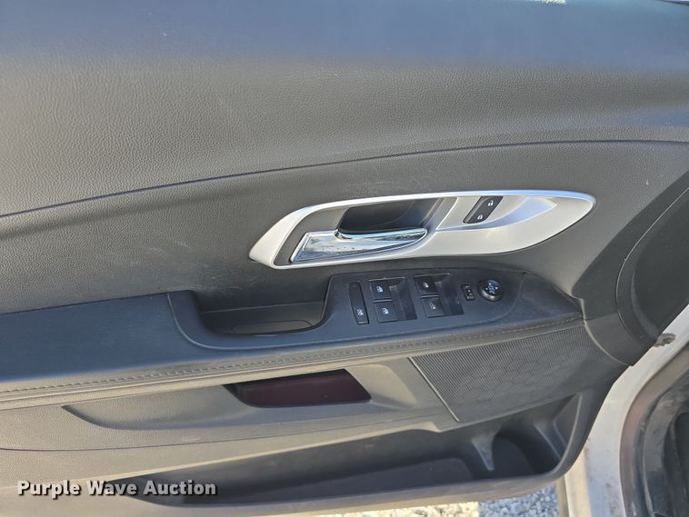 image for item DW3200 2017 Chevrolet Equinox SUV