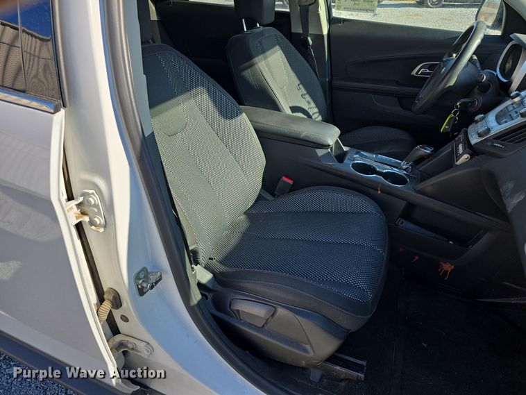 image for item DW3200 2017 Chevrolet Equinox SUV