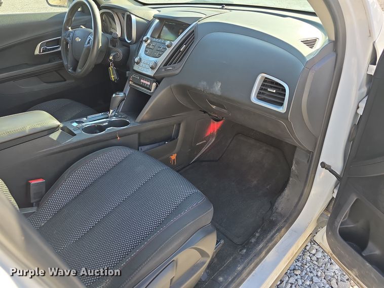 image for item DW3200 2017 Chevrolet Equinox SUV