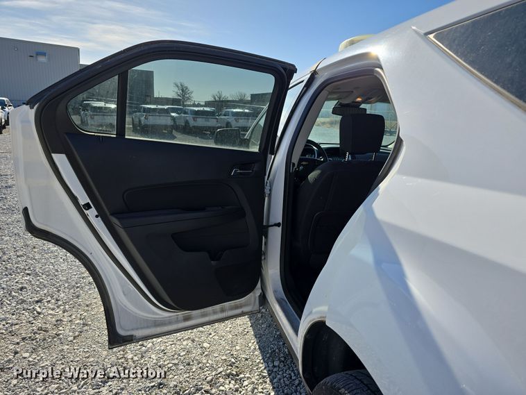 image for item DW3200 2017 Chevrolet Equinox SUV