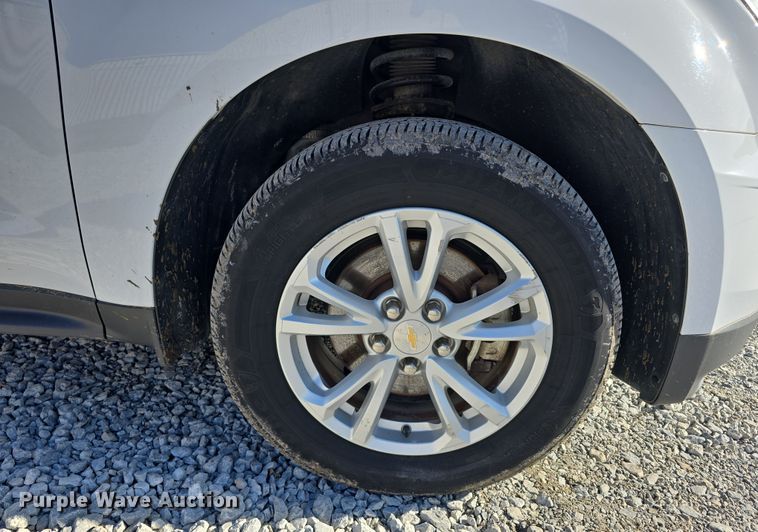 image for item DW3200 2017 Chevrolet Equinox SUV