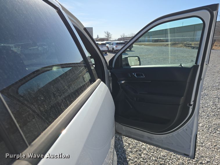 image for item DW3201 2014 Ford Explorer Police Interceptor SUV