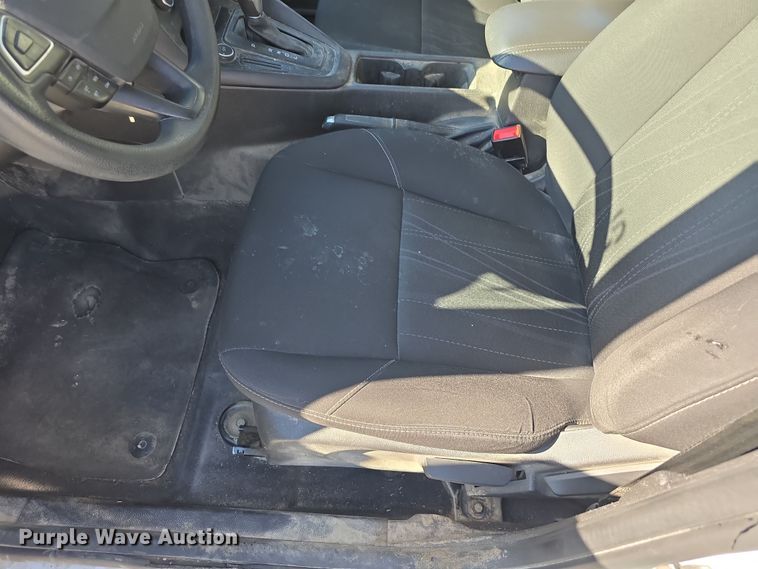 image for item DW3202 2016 Ford Focus  