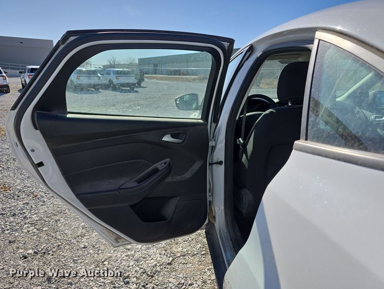 image for item DW3202 2016 Ford Focus  