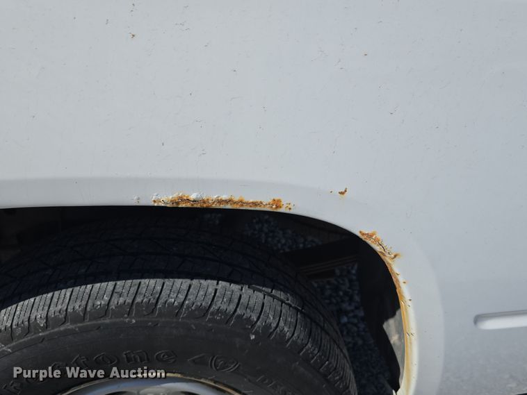 image for item DW3203 2010 Dodge Dakota Ext. Cab pickup truck