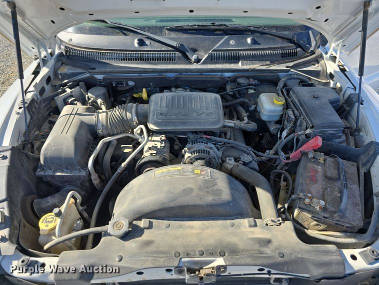 image for item DW3203 2010 Dodge Dakota Ext. Cab pickup truck