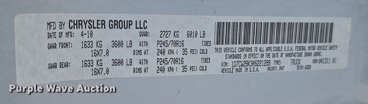 image for item DW3203 2010 Dodge Dakota Ext. Cab pickup truck