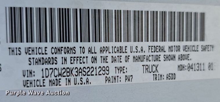 image for item DW3203 2010 Dodge Dakota Ext. Cab pickup truck