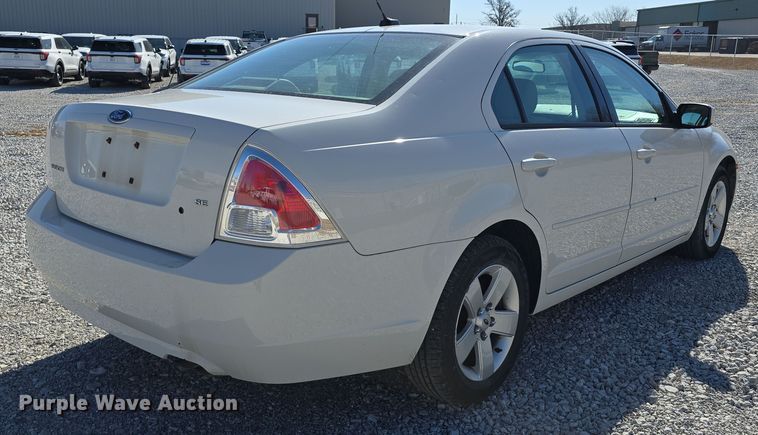 image for item DW3204 2008 Ford Fusion SE 
