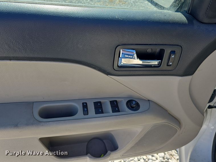 image for item DW3204 2008 Ford Fusion SE 
