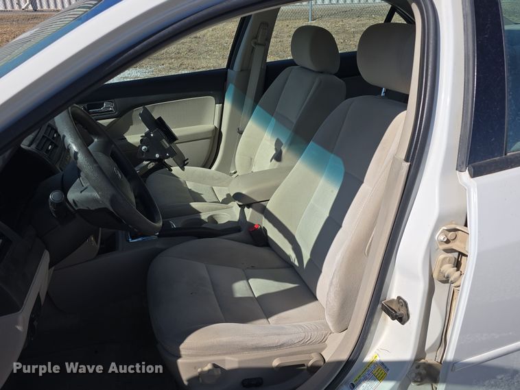 image for item DW3204 2008 Ford Fusion SE 